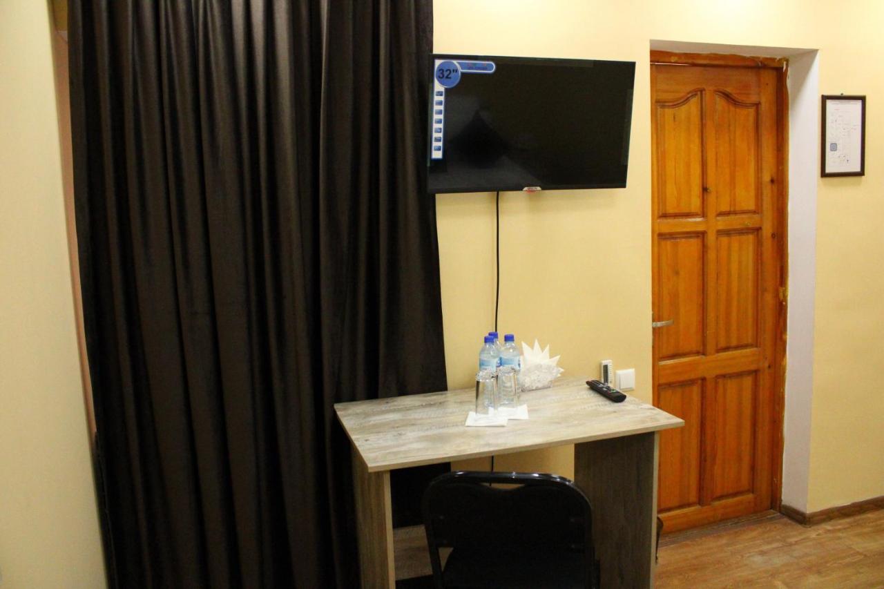 Zafaron Hotel Ташкент Экстерьер фото