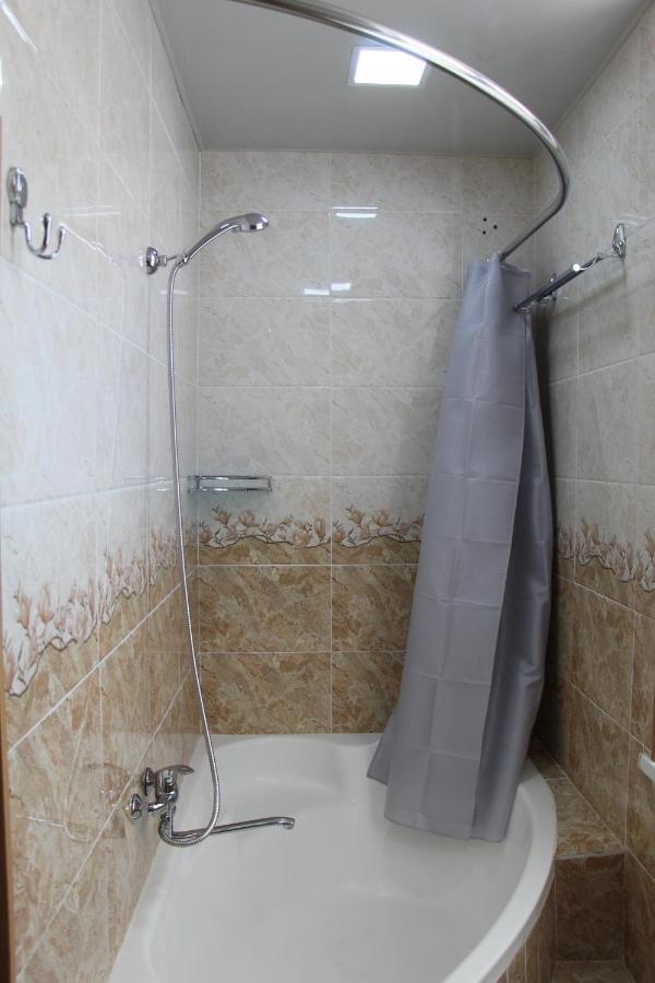 Zafaron Hotel Ташкент Экстерьер фото